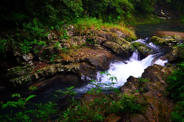 Şelale şekli Çökmüş Köprü