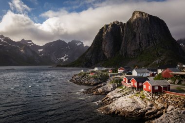 Norveç 'te DJI Mavic Air' in Lofoten adalarına yaptığı seyahatin müthiş bir koleksiyonu.