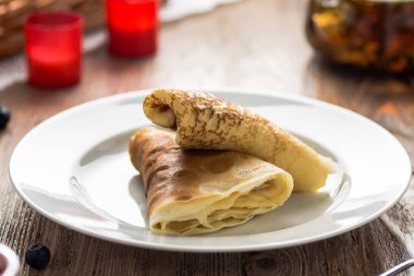 gözleme masaları kahvaltı tabağı tatlısı