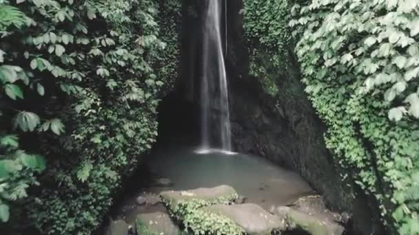 Epický Filmový Letecký Pohled Vodopád Leke Leke Tabanan Regency Bali — Stock video