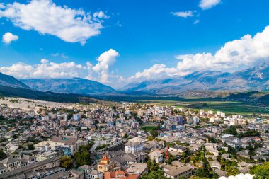 Tarihsel UNESCO Güney Arnavutluk 'un Cirocaster kentini korudu