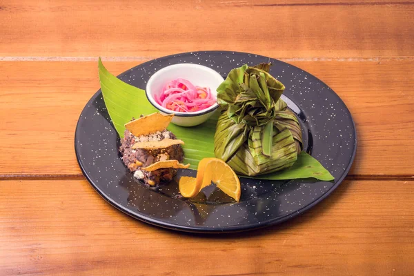 Traditionele Mexicaanse Gourmet Food Cochinita Pibil Met Bonen — Stockfoto