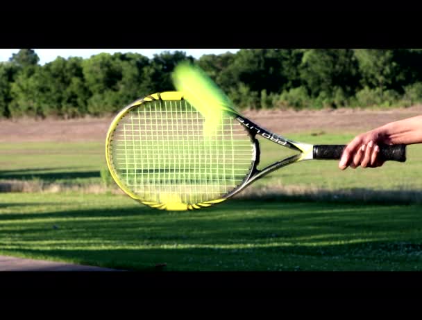 Pelota Tenis Golpeó Raqueta Duro Durante Práctica — Vídeos de Stock