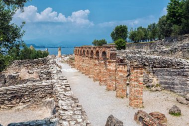 Catull Mağaraları - Sirmione 'deki Roma Köşkü
