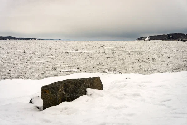 Paesaggio Invernale Con Banchi Ghiaccio Sulle Acque Knik Arm Nel — Foto Stock