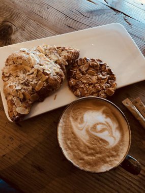 yemek, yemek, yemek, pizza, pasta, pasta, akşam yemeği, mutfak, peynir, lezzetli, et, fırın, tatlı, pasta, taze, kiş, yemek, sağlıklı, atıştırmalık, sebze, ev yapımı