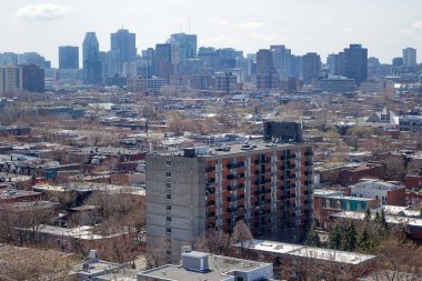 Montreal plato bölgesi 10. kattan Down Town 'a doğru bakıyor.