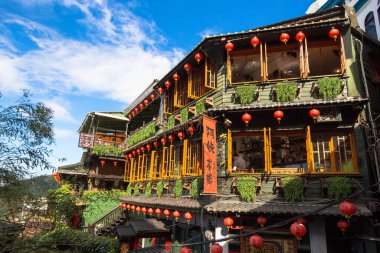 Jiufen Eski Caddesi 'ndeki manzara Taipei Tayvan Asya' sında Ah Mei Çay Evi olarak tercüme edilen popüler bir turistik ilgi odağı.
