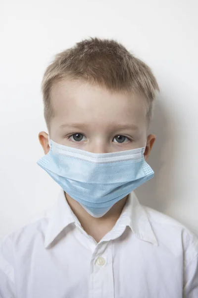 Netter Junge Einer Medizinischen Maske Quarantäne Für Kinder Aufgrund Einer — Stockfoto