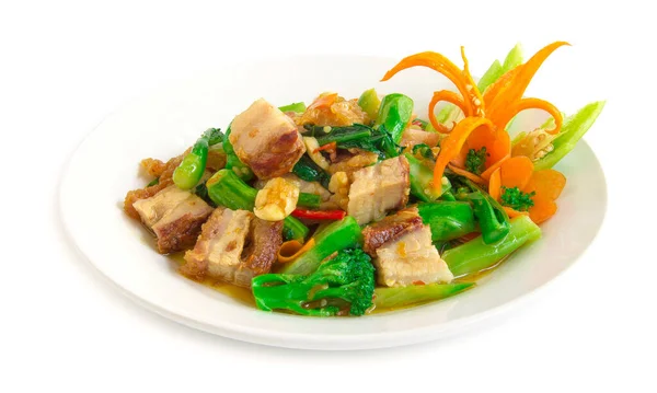 Thai Essen Gebratenes Knuspriges Schweinefleisch Würzig Und Chinesischen Grünkohl Serviert — Stockfoto