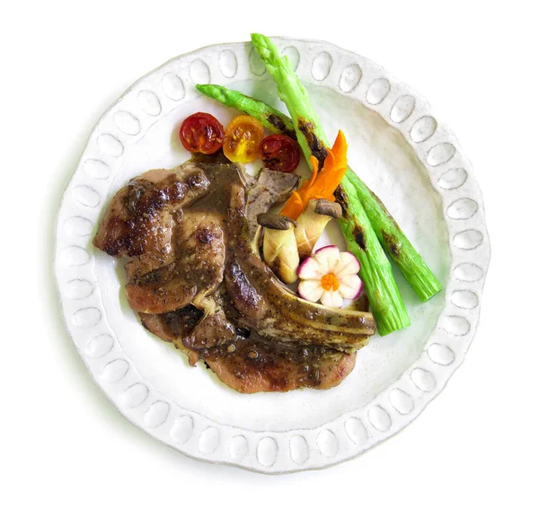 Schweinekotelett Steak Mit Schwarzer Paprika Sauce Schmücken Gegrillten Spargel Austernpilz — Stockfoto