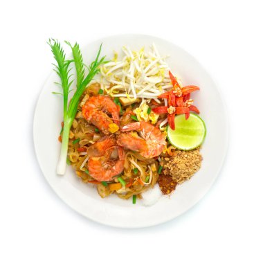 Thai Fried Noodles with Shrimps Pad Thai Style Thai Food Popular Street food Baby Bean Sprouts, taze soğan ve chili Top View
