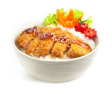 Tonkatsu Donburi Kutsudon bol yağda kızartılmış domuz pirzolası pirinç tarifi Japon yemek stili oyulmuş havuç ve sebzeler.