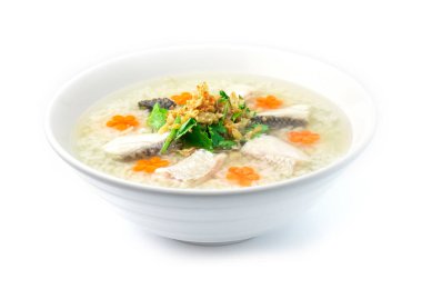 Pirinç lapası Asyalı deniz ürünleri ile kaynatılmış pirzola lezzetli Maincorse Thai yemek füzyon stili Çin yemeği karışımı oyulmuş havuç ve sebze soslu pirzola.