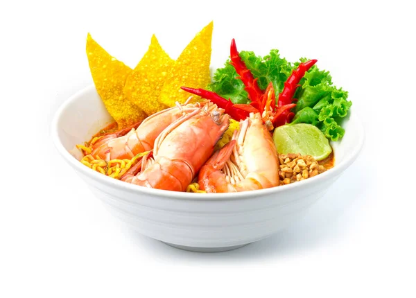 Egg Noodles Shrimps Spicy Soup Tom Yum Goong Thai Food — Stock Photo, Image