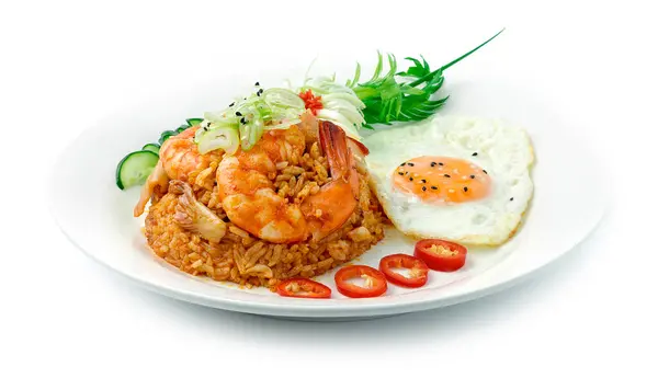 Kimchi Fried Rice Shrimps Served Egg Korean Food Style Puncak — Stok Foto