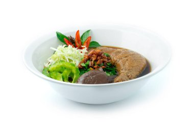 Kavrulmuş Davul Acı Kabak Çorbası Acı Kabak Dilimi, Chili ve Sebze yanında Çıtır Sarımsak