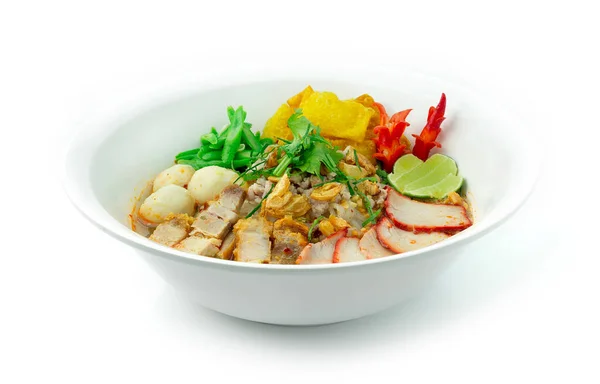 Thai Tom Yum Sukhothai Noodles Style Fine Cut White Rice — стоковое фото