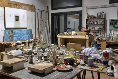 Çevre ressamın studio Resim Sergisi