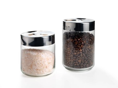 Baharatlar için şeffaf kaplar