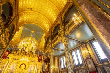 Sveti Stephen Church-Demir Kilisesi (Türkçe: Demir Kilisesi), Balat, İstanbul, Türkiye 'de neo gotik tarzda prefabrik demir elementlerden oluşan bir Bulgar Ortodoks kilisesi.