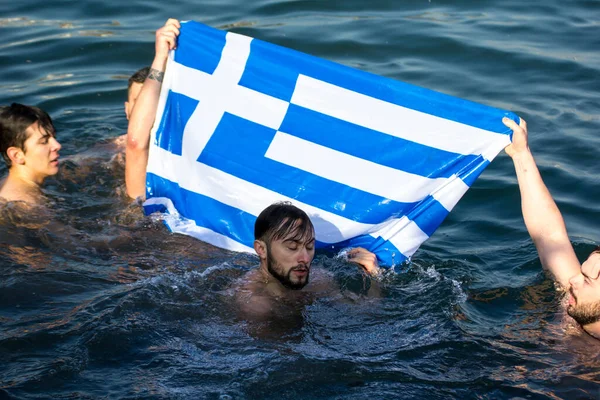 Istanbul Turecko Ledna 2018 Muži Dřevěný Kříž Během Epiphany Obřadu — Stock fotografie