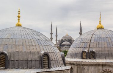 İSTANBUL, TURKEY - 23 Nisan 2016; İstanbul, Türkiye 'den Sultan Ahmed Camii (Mavi Cami)