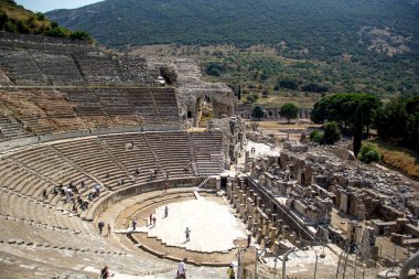 IZMIR, TURKEY - 31 Temmuz 2015; Efes, İzmir 'in İzmir ilinin bugünkü Selcuk ilçesinin üç kilometre güneybatısında, İyonya kıyısında antik bir Yunan kentidir..