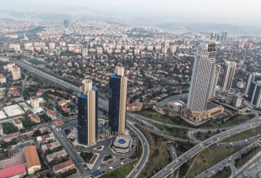 İSTANBUL, TURKEY - 31 Ocak 2016: İstanbul 'daki Safir İstanbul' un en büyük gökdeleni İstanbul 'u ve İstanbul Boğazı' nı gözlem kulesinden görebiliyordu.