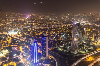İSTANBUL, TURKEY - 31 Ocak 2016: İstanbul 'daki Safir İstanbul' un en büyük gökdeleni İstanbul 'u ve İstanbul Boğazı' nı gözlem kulesinden görebiliyordu.