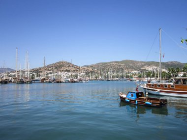 BODRUM, TURKEY - 28 Ağustos 2012; Bodrum, Mugla 'dan yaz aylarında tekne turları turistler için çok iyidir. Bodrum Türkiye 'nin güneyi
