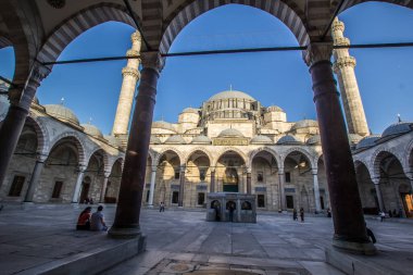 ISTANBUL, TURKEY - 25 Haziran 2016; Süleyman Camii, İstanbul 'un Üçüncü Tepesi' nde yer alan bir Osmanlı İmparatorluk camii. Şehirdeki en büyük camidir.,