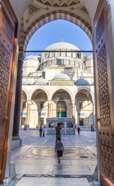 ISTANBUL, TURKEY - 25 Haziran 2016; Süleyman Camii, İstanbul 'un Üçüncü Tepesi' nde yer alan bir Osmanlı İmparatorluk camii. Şehirdeki en büyük camidir.,