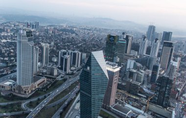 İSTANBUL, TURKEY - 31 Ocak 2016: İstanbul 'daki Safir İstanbul' un en büyük gökdeleni İstanbul 'u ve İstanbul Boğazı' nı gözlem kulesinden görebiliyordu.