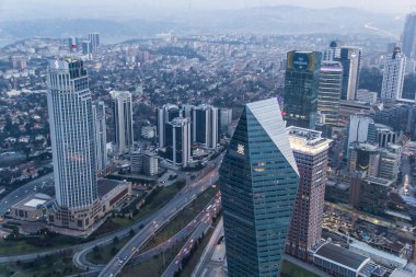 İSTANBUL, TURKEY - 31 Ocak 2016: İstanbul 'daki Safir İstanbul' un en büyük gökdeleni İstanbul 'u ve İstanbul Boğazı' nı gözlem kulesinden görebiliyordu.