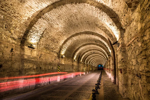 Дворцовый Тоннель Бейлербейи Турецки Beylerbeyi Sarayi Tuneli Является Историческим Туннелем — стоковое фото