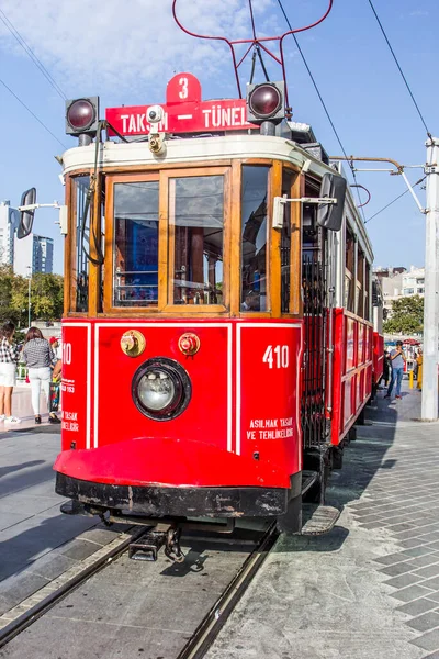 Istanbul September Taksim Istiklal Street Bij Avondvloed September 2016 Istanbul — Stockfoto