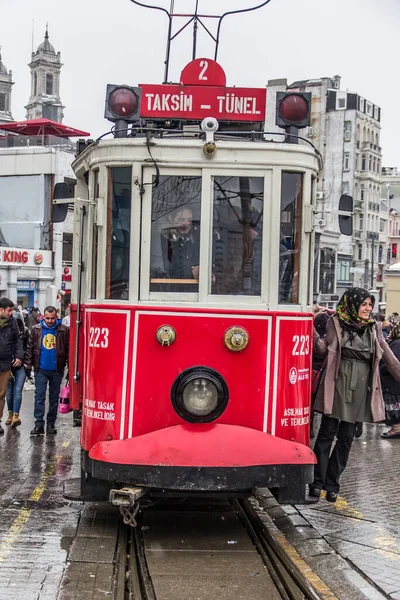 Istanbul Turkey January 2016 View Tram Istiklal Street Taksim Istanbul — Stock Photo, Image