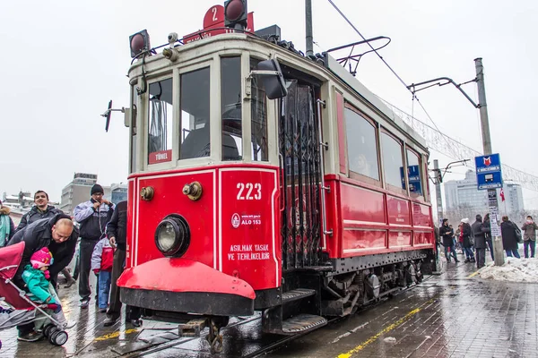 Istanbul Turkey January 2016 View Tram Istiklal Street Taksim Istanbul — Stock Photo, Image