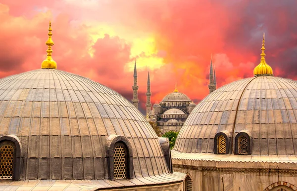 Sultan Ahmed Camii veya İstanbul 'daki Sultan Ahmet Camii, Türkiye