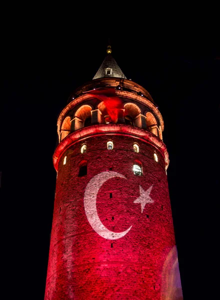 Galata Tower Met Turkse Vlag Lichtshow Nachts Uit Istanbul — Stockfoto
