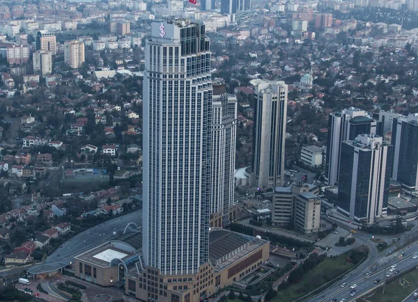 トルコのイスタンブール 2月11 2017 未来的な超高層ビル