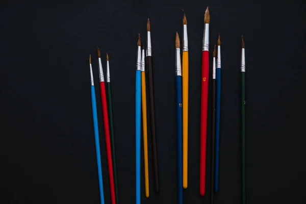 resim için farklı fırçalar