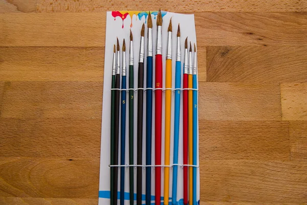 resim için farklı fırçalar