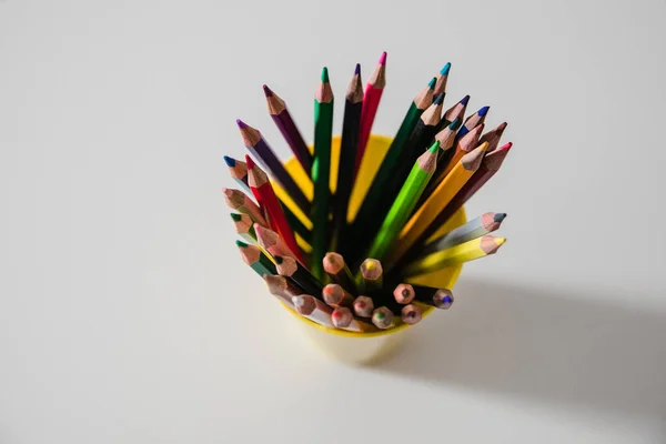 Verschiedene Bleistifte Verschiedenen Farben — Stockfoto