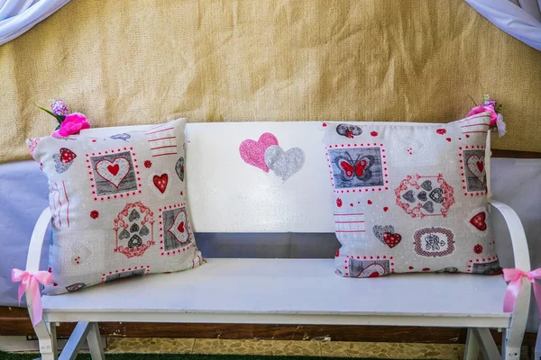 Kalpli yabani ot süsleme