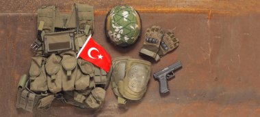 Zafer Bayrami Günü, Cumhuriyet Günü, Bağımsızlık Günü, Zafer Günü için tebrik kartı. Türkiye kutlaması. Konsept - vatanseverlik, onur, asla unutma, teşekkürler, iki dakika sessizlik, daima hatırla