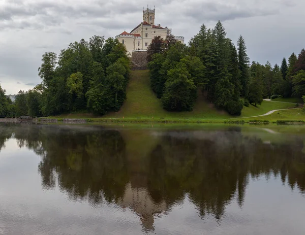 View Tracoscan Castle — Stock Photo, Image