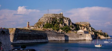 Korfu kalesinin panoramik görüntüsü