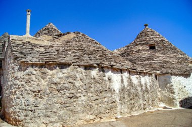 Alberobello Trulli 'nin arkası.